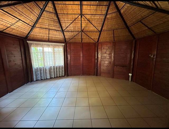 1 BEDROOM PROPERTY TO RENT IN THE REEDS